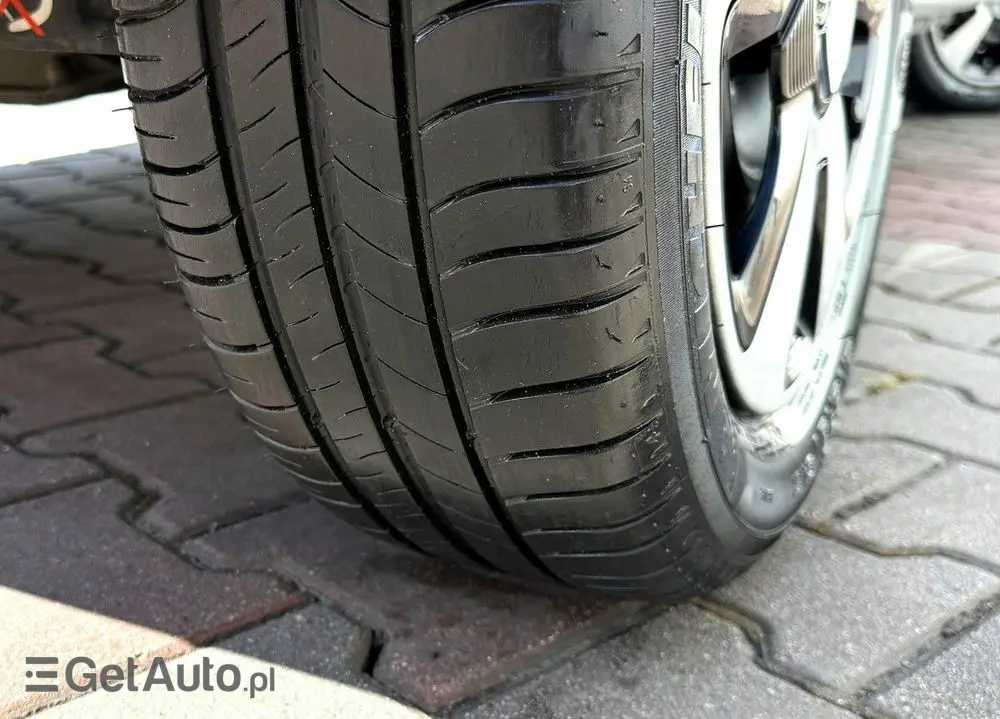 RENAULT Twingo SCe 70 LIMITED 2018