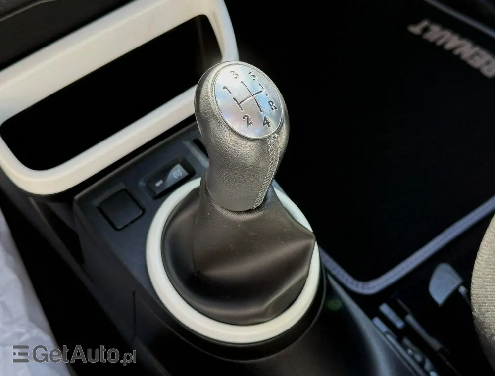 RENAULT Twingo SCe 70 LIMITED 2018