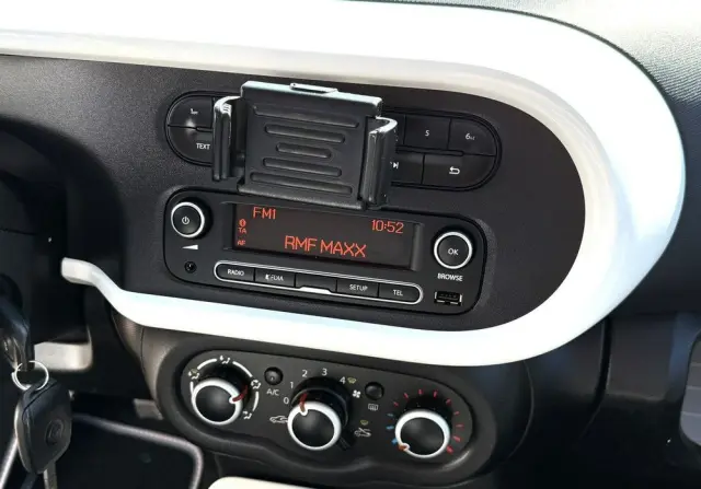 RENAULT Twingo SCe 70 LIMITED 2018