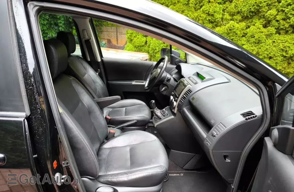 MAZDA 5 