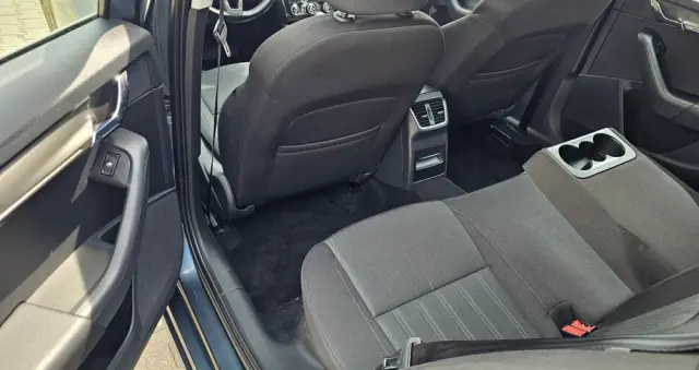 SKODA Octavia 1.6 TDI Ambition DSG