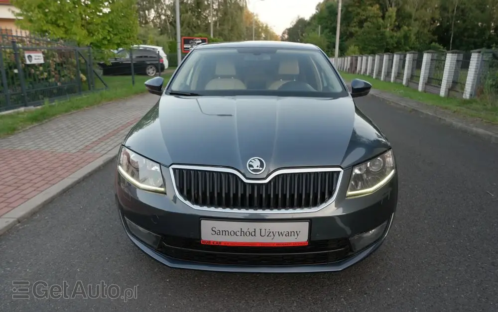 SKODA Octavia 1.8 TSI Style DSG