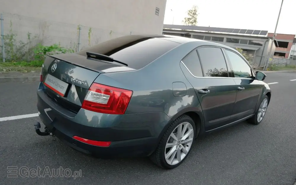 SKODA Octavia 1.8 TSI Style DSG