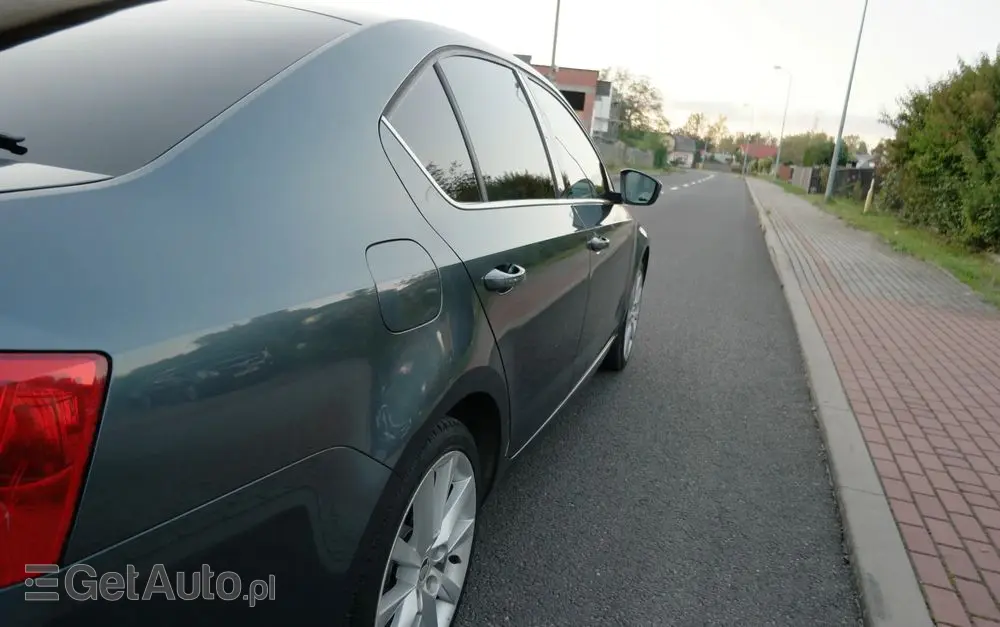 SKODA Octavia 1.8 TSI Style DSG