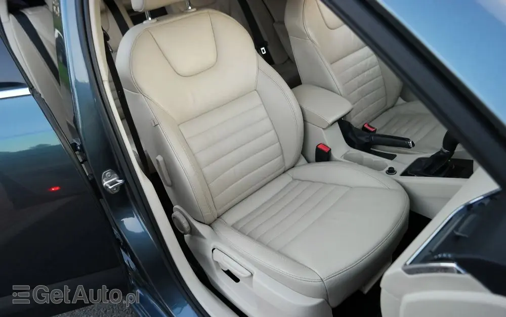 SKODA Octavia 1.8 TSI Style DSG