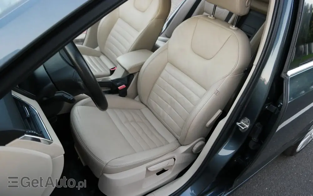 SKODA Octavia 1.8 TSI Style DSG