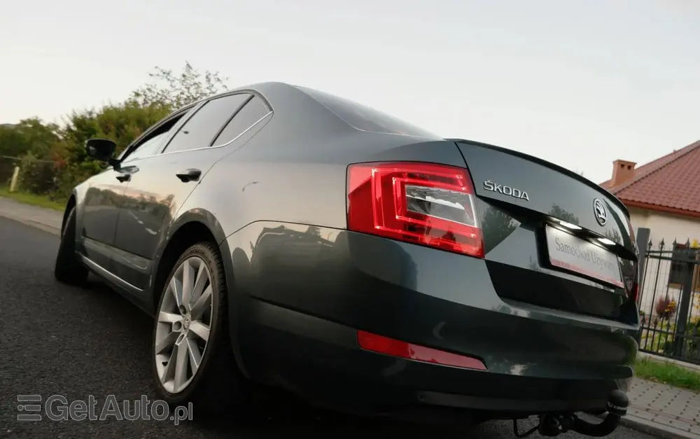 SKODA Octavia 1.8 TSI Style DSG