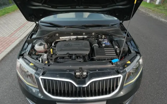 SKODA Octavia 1.8 TSI Style DSG