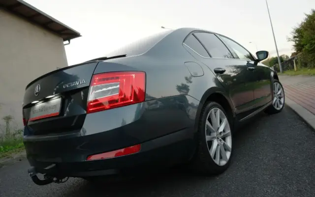 SKODA Octavia 1.8 TSI Style DSG