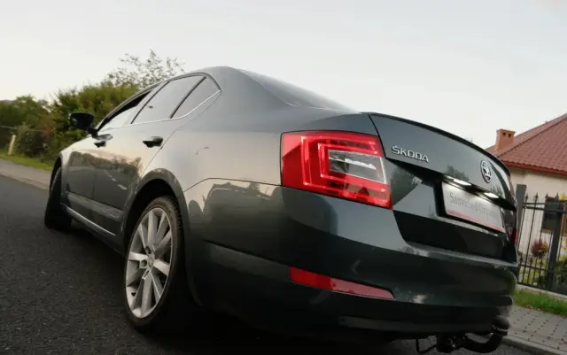 SKODA Octavia 1.8 TSI Style DSG