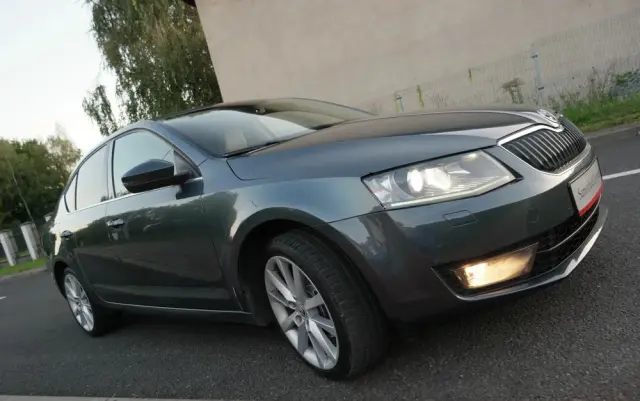 SKODA Octavia 1.8 TSI Style DSG