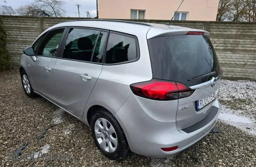 OPEL Zafira 
