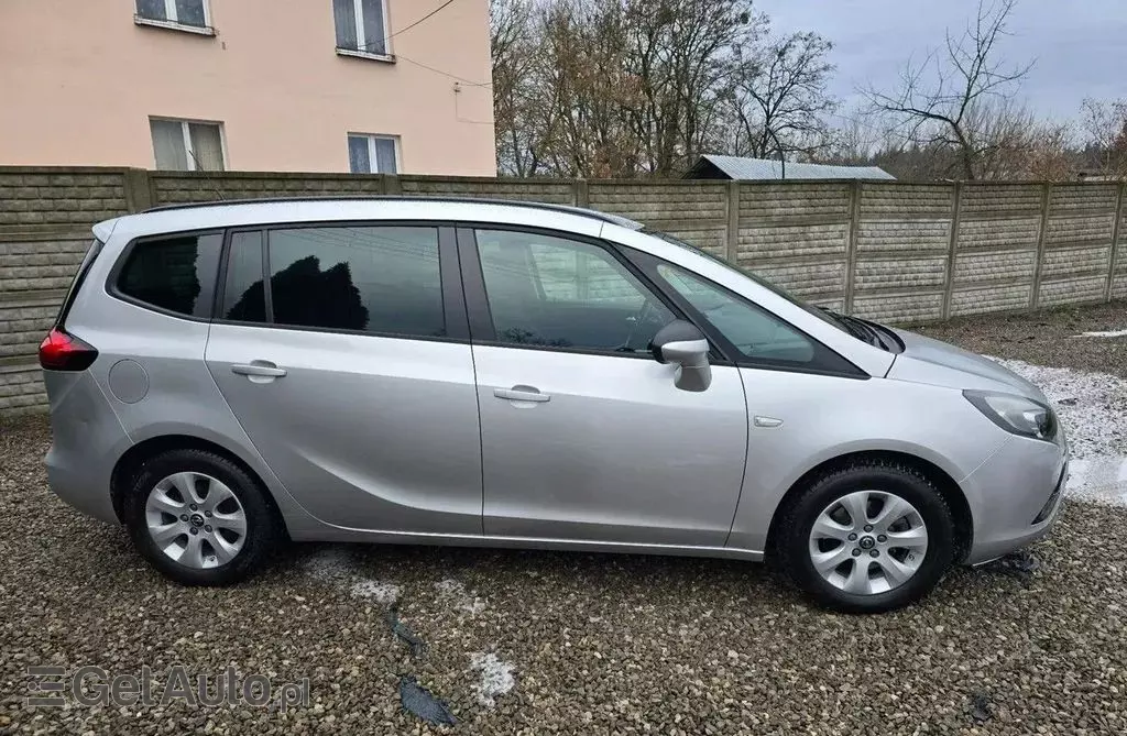 OPEL Zafira 