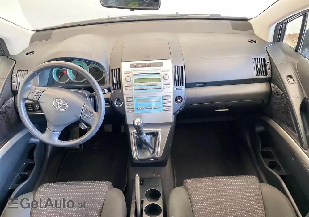 TOYOTA Corolla Verso 1.8 Gold 7os