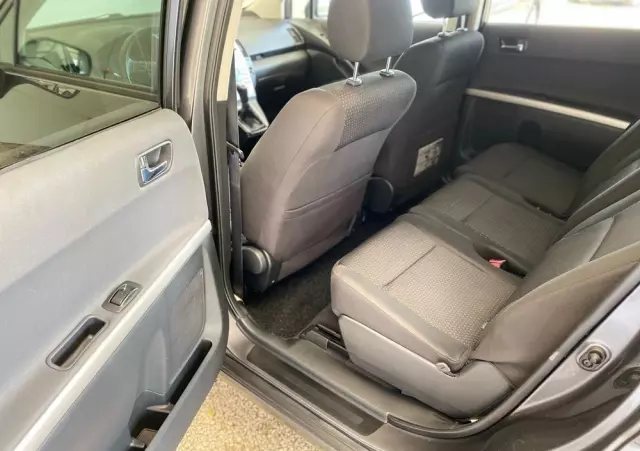 TOYOTA Corolla Verso 1.8 Gold 7os