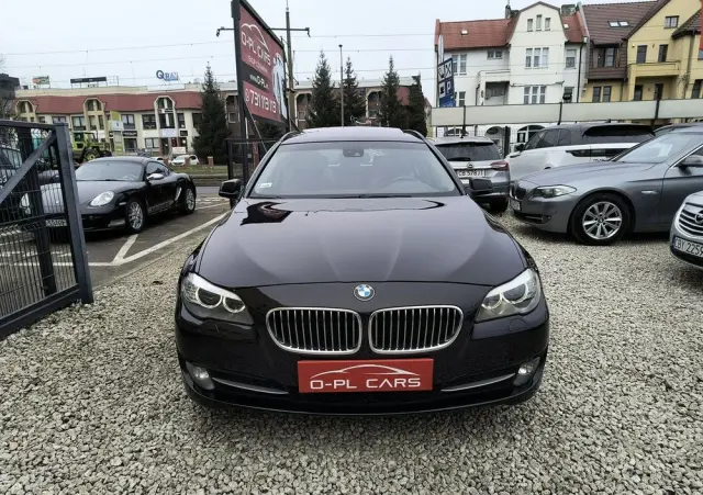 BMW Seria 5 525d xDrive Luxury Line