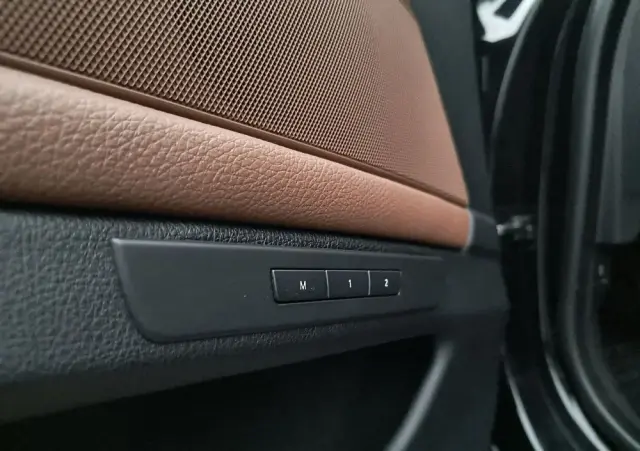 BMW Seria 5 525d xDrive Luxury Line