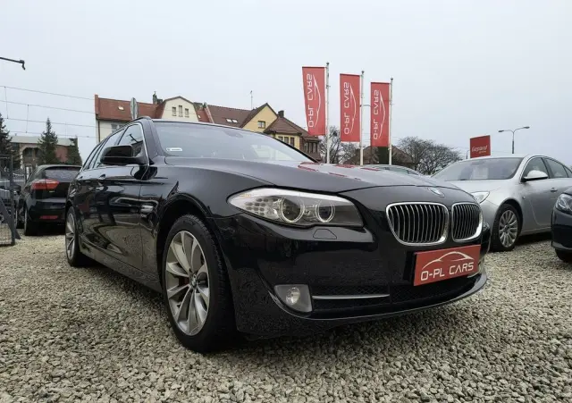 BMW Seria 5 525d xDrive Luxury Line