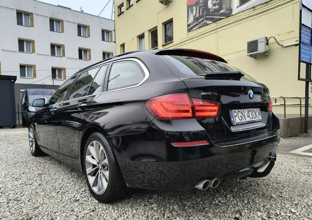 BMW Seria 5 525d xDrive Luxury Line