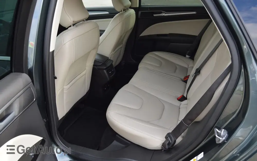 FORD Mondeo 2.0 TDCi Bi-Turbo PowerShift-Aut Titanium