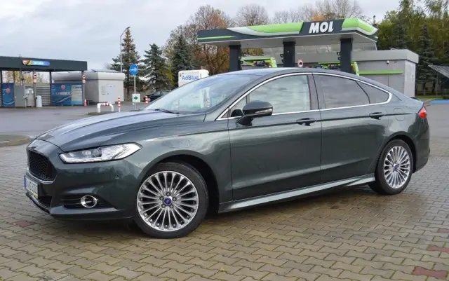 FORD Mondeo 2.0 TDCi Bi-Turbo PowerShift-Aut Titanium