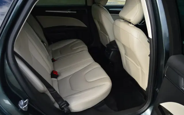 FORD Mondeo 2.0 TDCi Bi-Turbo PowerShift-Aut Titanium