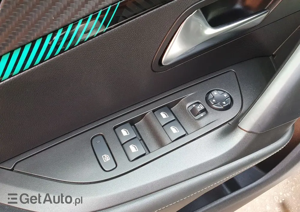 PEUGEOT 2008 PureTech 100 Stop&Start Active Pack