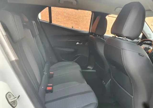 PEUGEOT 2008 PureTech 100 Stop&Start Active Pack