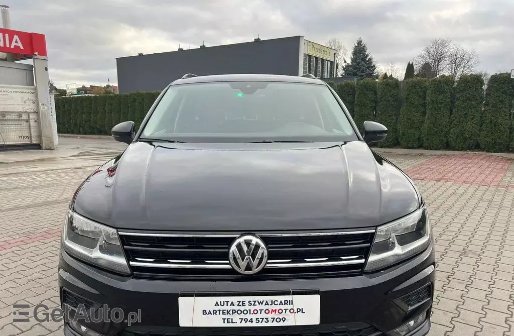 VOLKSWAGEN Tiguan 