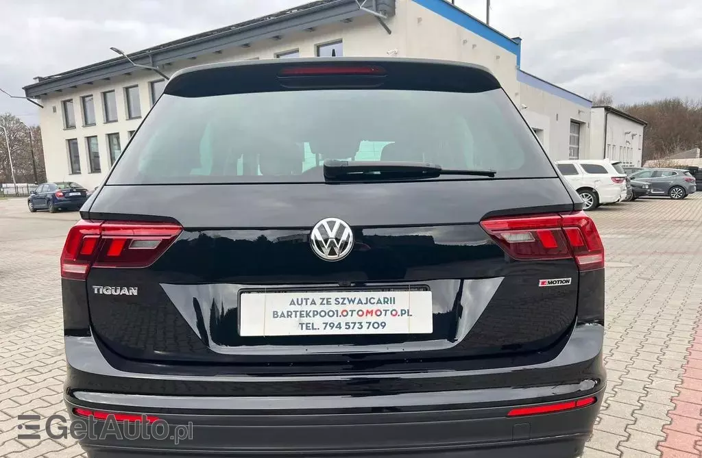 VOLKSWAGEN Tiguan 