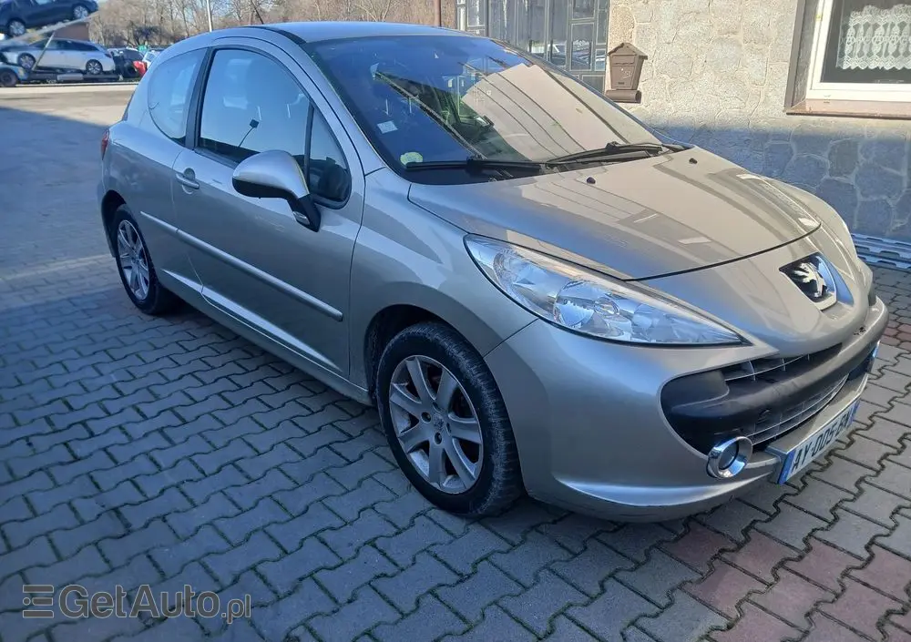 PEUGEOT 207 110 Sport