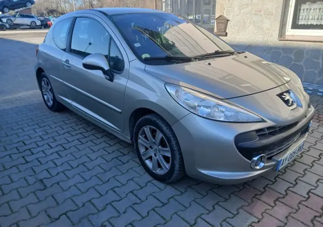 PEUGEOT 207 110 Sport