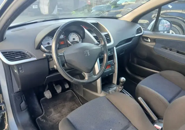 PEUGEOT 207 110 Sport