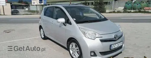 TOYOTA Verso-S 