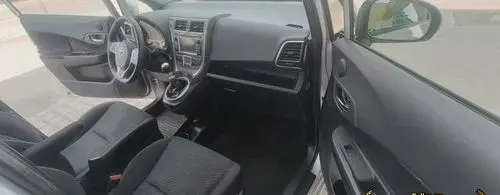 TOYOTA Verso-S 
