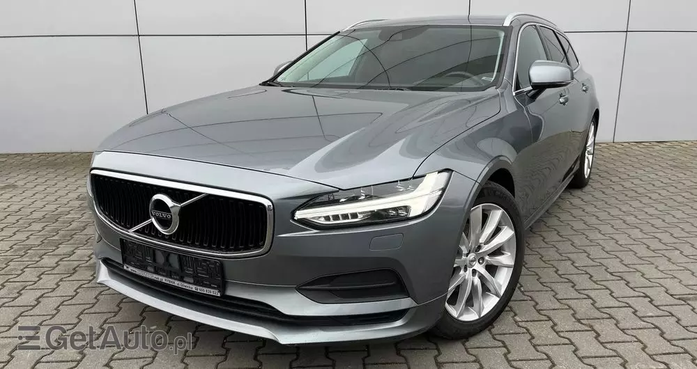 VOLVO V90 D3 AWD Momentum