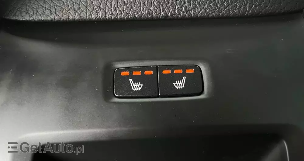 VOLVO V90 D3 AWD Momentum