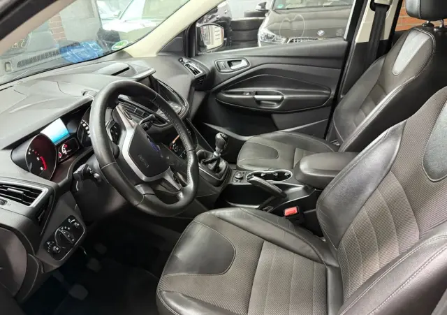 FORD Kuga 2.0 TDCi FWD Titanium