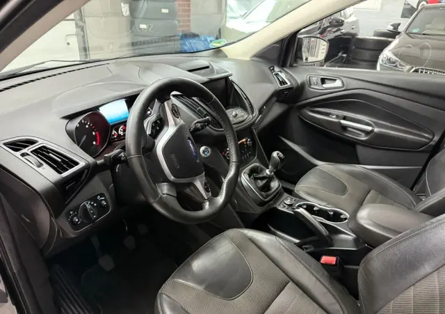 FORD Kuga 2.0 TDCi FWD Titanium