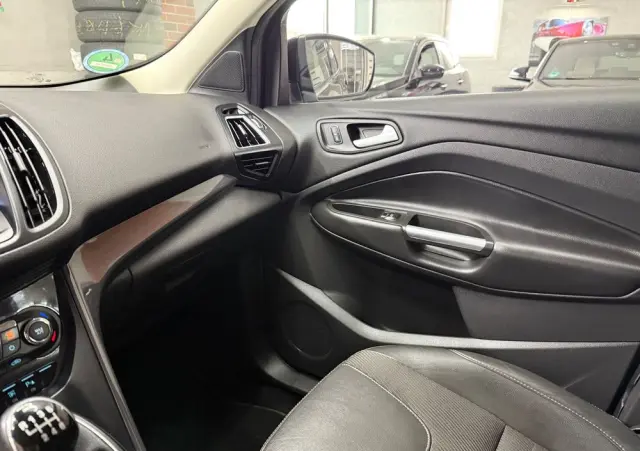 FORD Kuga 2.0 TDCi FWD Titanium