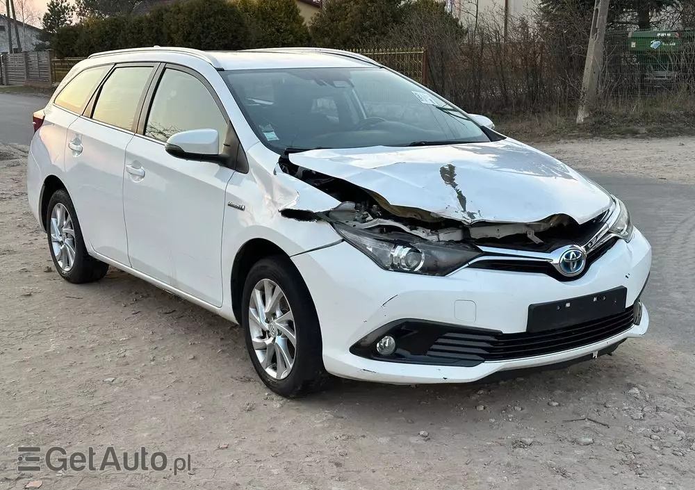 TOYOTA Auris 1.8 VVT-i Hybrid Automatik Life Plus