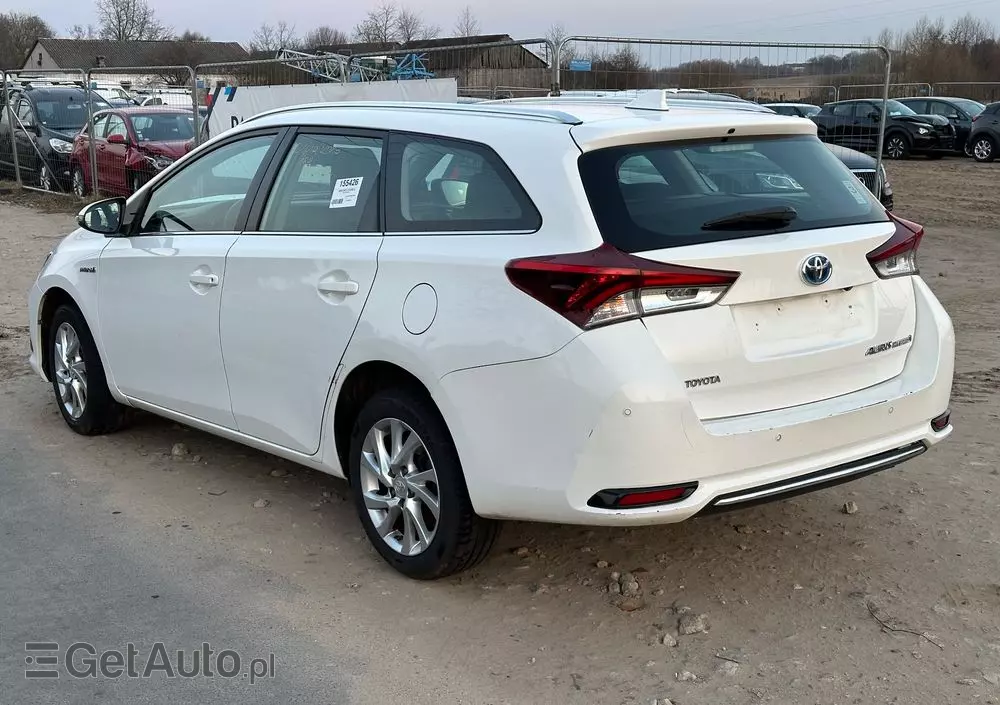 TOYOTA Auris 1.8 VVT-i Hybrid Automatik Life Plus