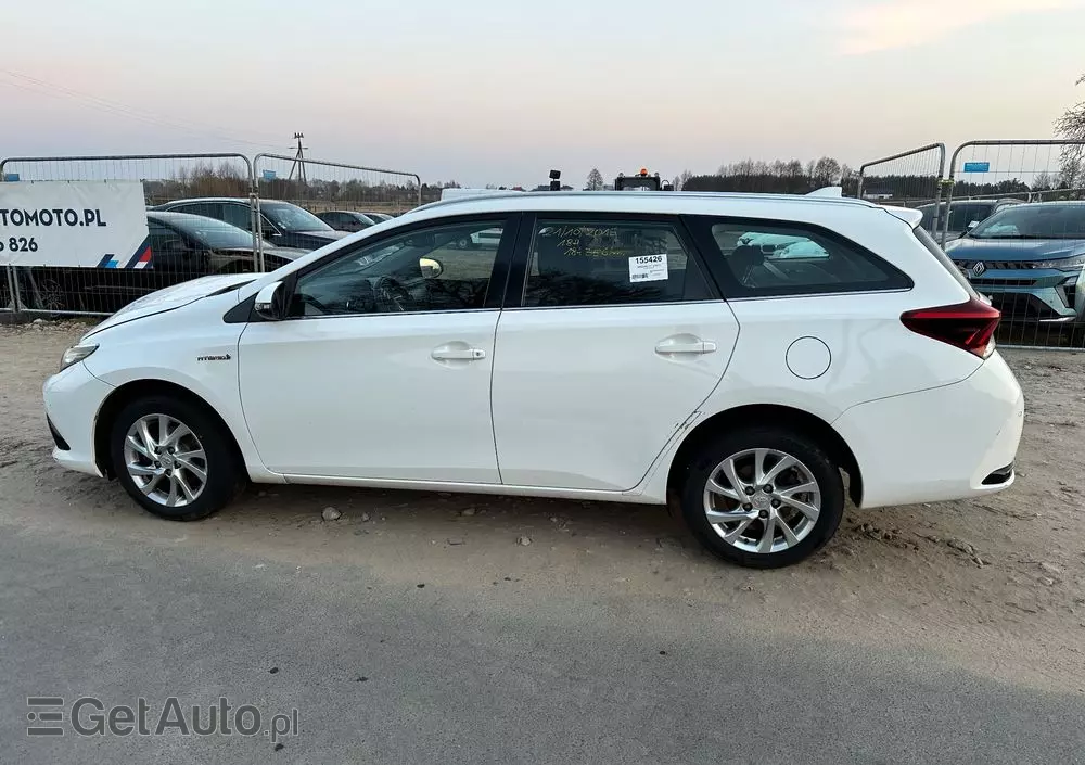 TOYOTA Auris 1.8 VVT-i Hybrid Automatik Life Plus