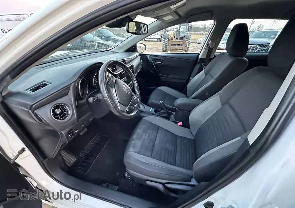 TOYOTA Auris 1.8 VVT-i Hybrid Automatik Life Plus
