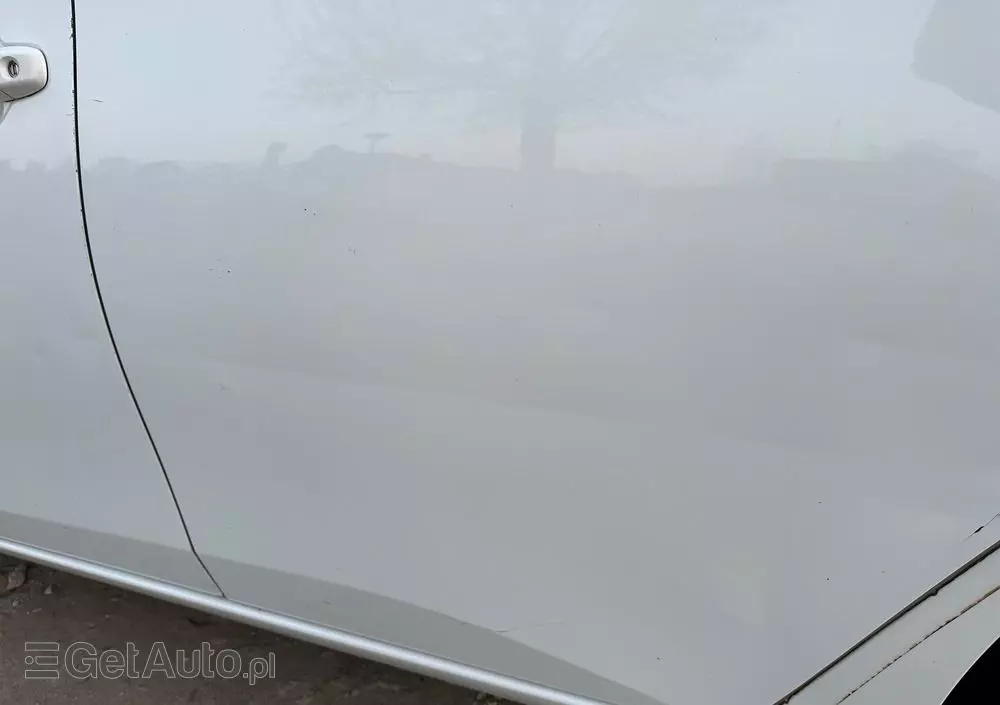 TOYOTA Auris 1.8 VVT-i Hybrid Automatik Life Plus