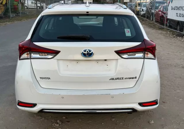 TOYOTA Auris 1.8 VVT-i Hybrid Automatik Life Plus