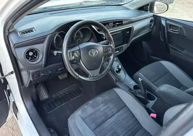 TOYOTA Auris 1.8 VVT-i Hybrid Automatik Life Plus