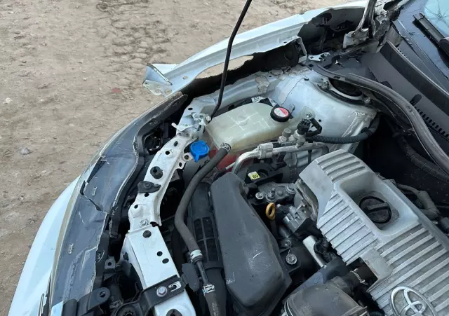 TOYOTA Auris 1.8 VVT-i Hybrid Automatik Life Plus