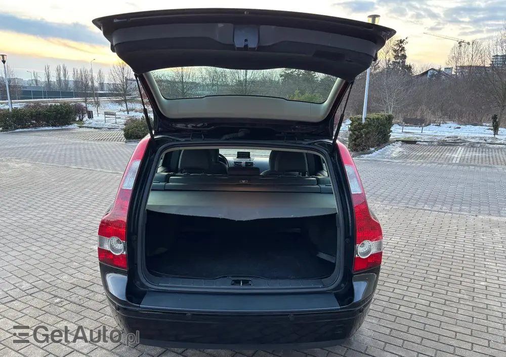 VOLVO V50 2.0D DPF Momentum