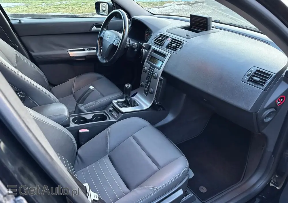 VOLVO V50 2.0D DPF Momentum